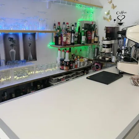比利罗酒店 2* 斯培西亚