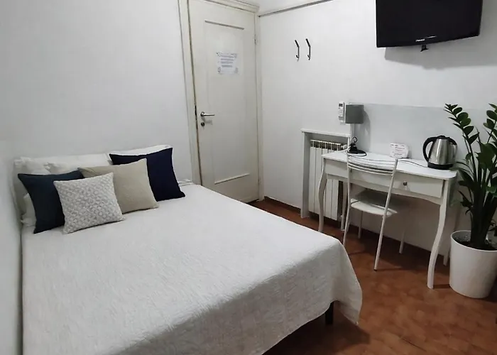 Готель Birillo 2*